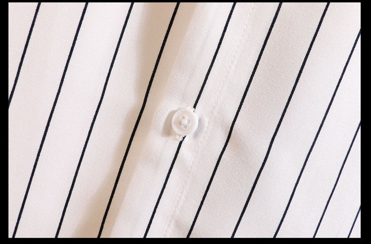 Short-Sleeved Shirt Handsome Spring Jacket Seven-Point Sleeve Shirt Striped Casual Shirt.