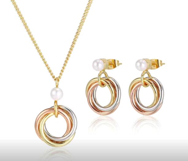 Colorful Ring Necklace Wild Pearl Necklace Multi-ring Clavicle Chain + Earrings.