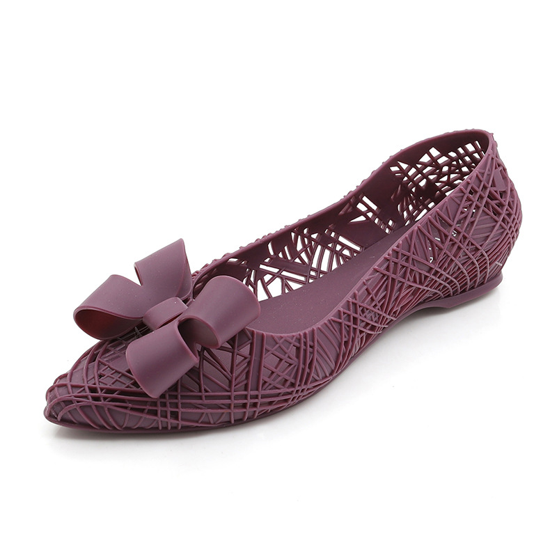 Summer Pointed Bowknot Hollow Hole Sandals Female Flat Heel Non-Slip Plastic Beach Shoes