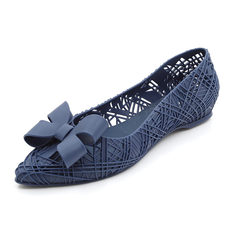 Summer Pointed Bowknot Hollow Hole Sandals Female Flat Heel Non-Slip Plastic Beach Shoes