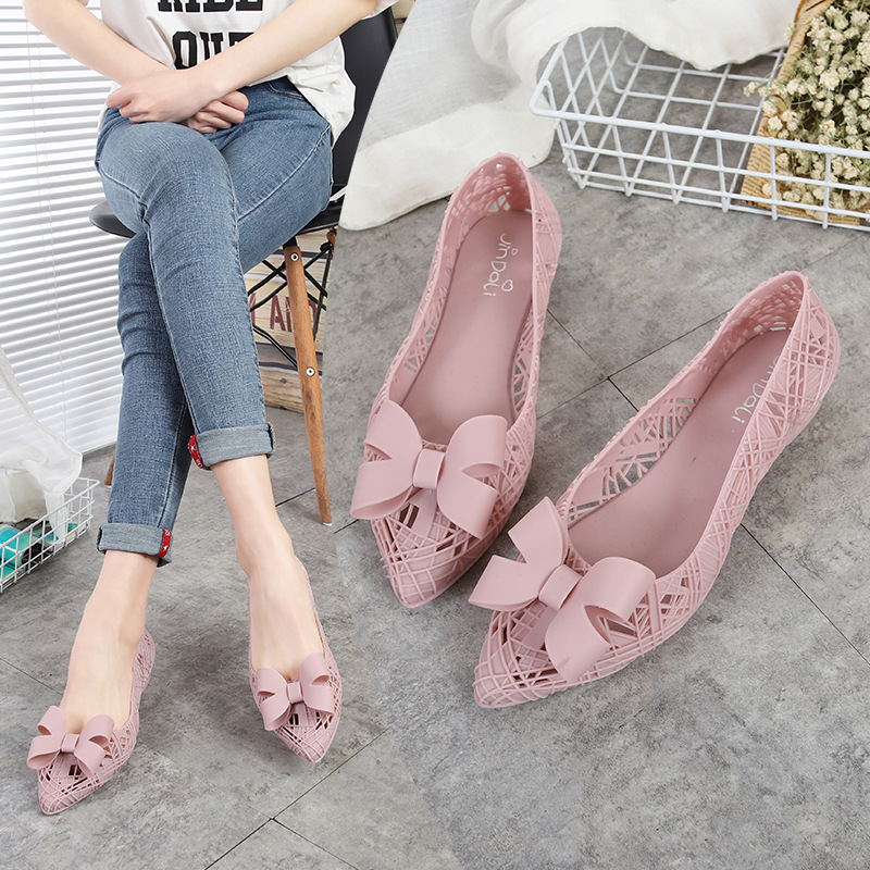 Summer Pointed Bowknot Hollow Hole Sandals Female Flat Heel Non-Slip Plastic Beach Shoes