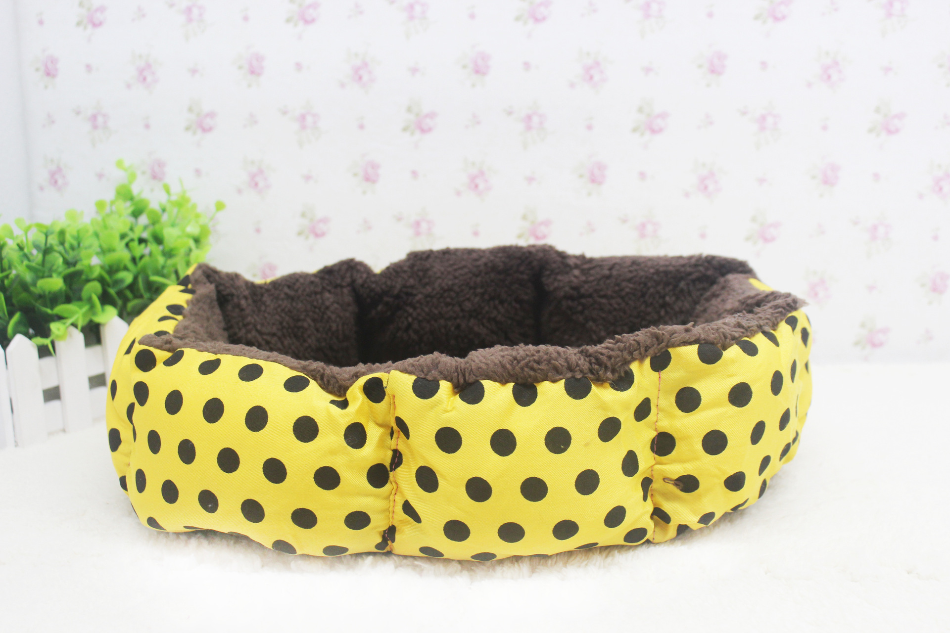 Pet nest cute polka dot puppy kitten nest plush little plus border small nest
