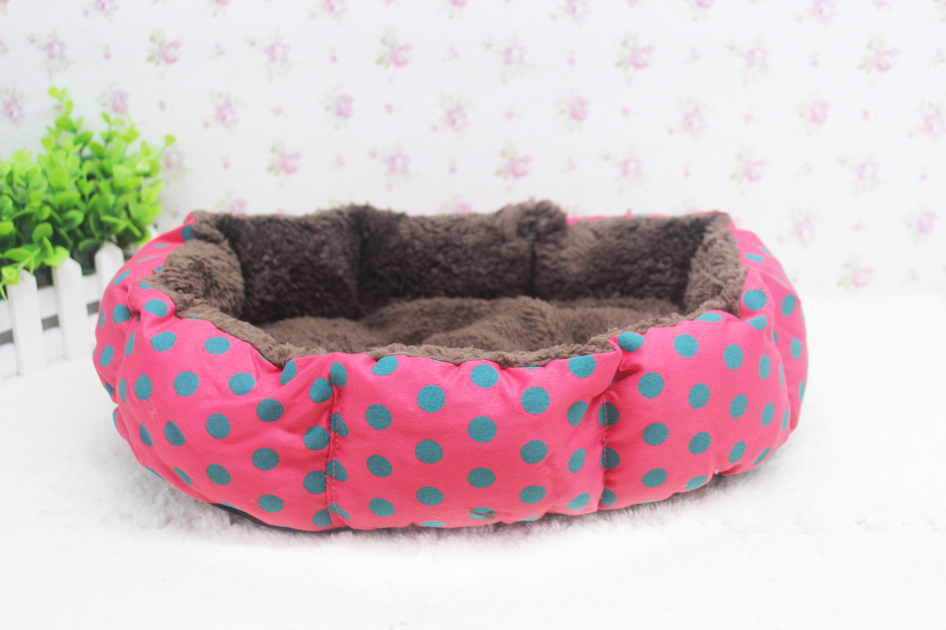 Pet nest cute polka dot puppy kitten nest plush little plus border small nest