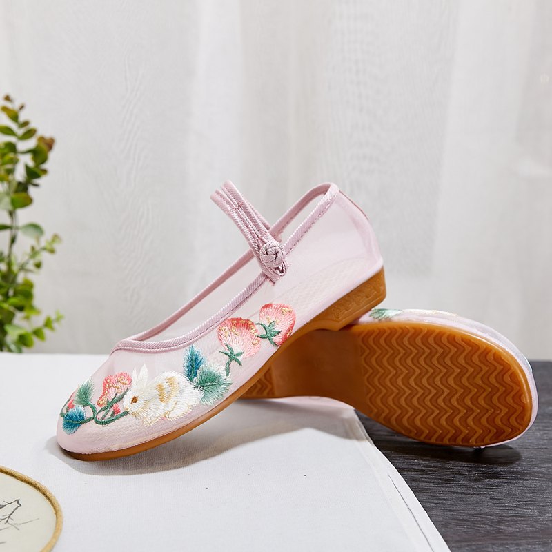 Spring Summer Women Sandals Air Mesh Woman Flat Shoes Rabbit Strawberry Embroidered Casual Shoes
