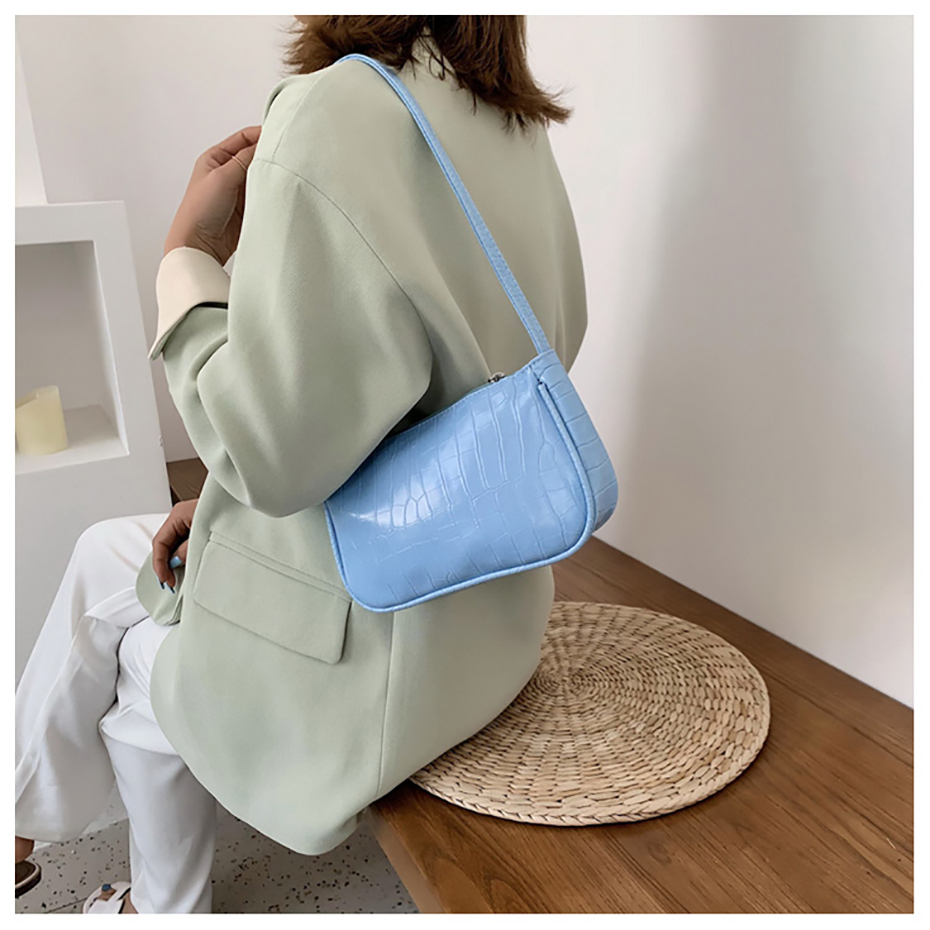 Crocodile Pattern Baguette Handbag For Women Candy Color Chain Small Shoulder Bags Fashion Design
