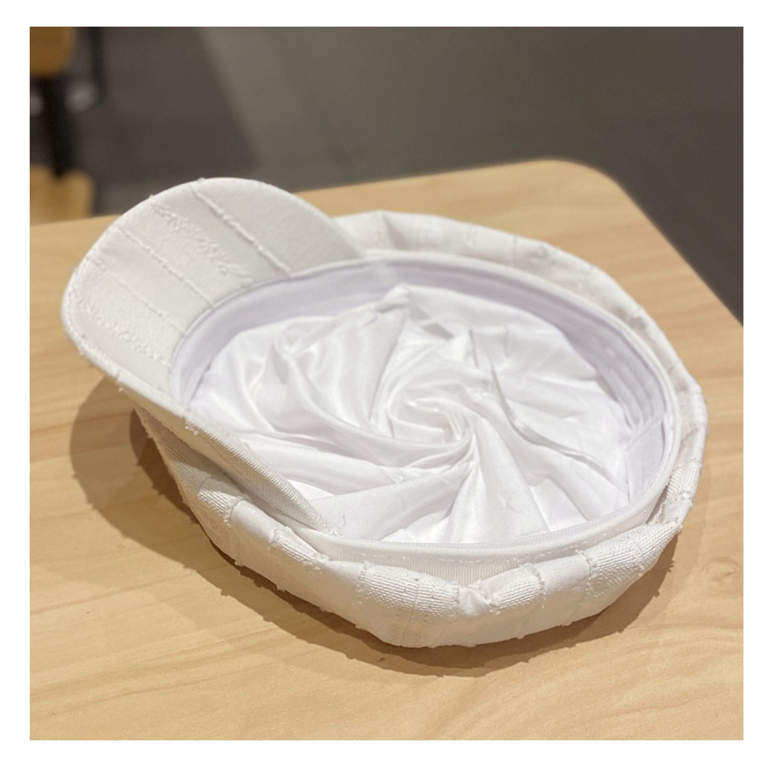 Beret Female Thin Section Korean Painter Hat British Retro Personality Octagonal Hat Cap.