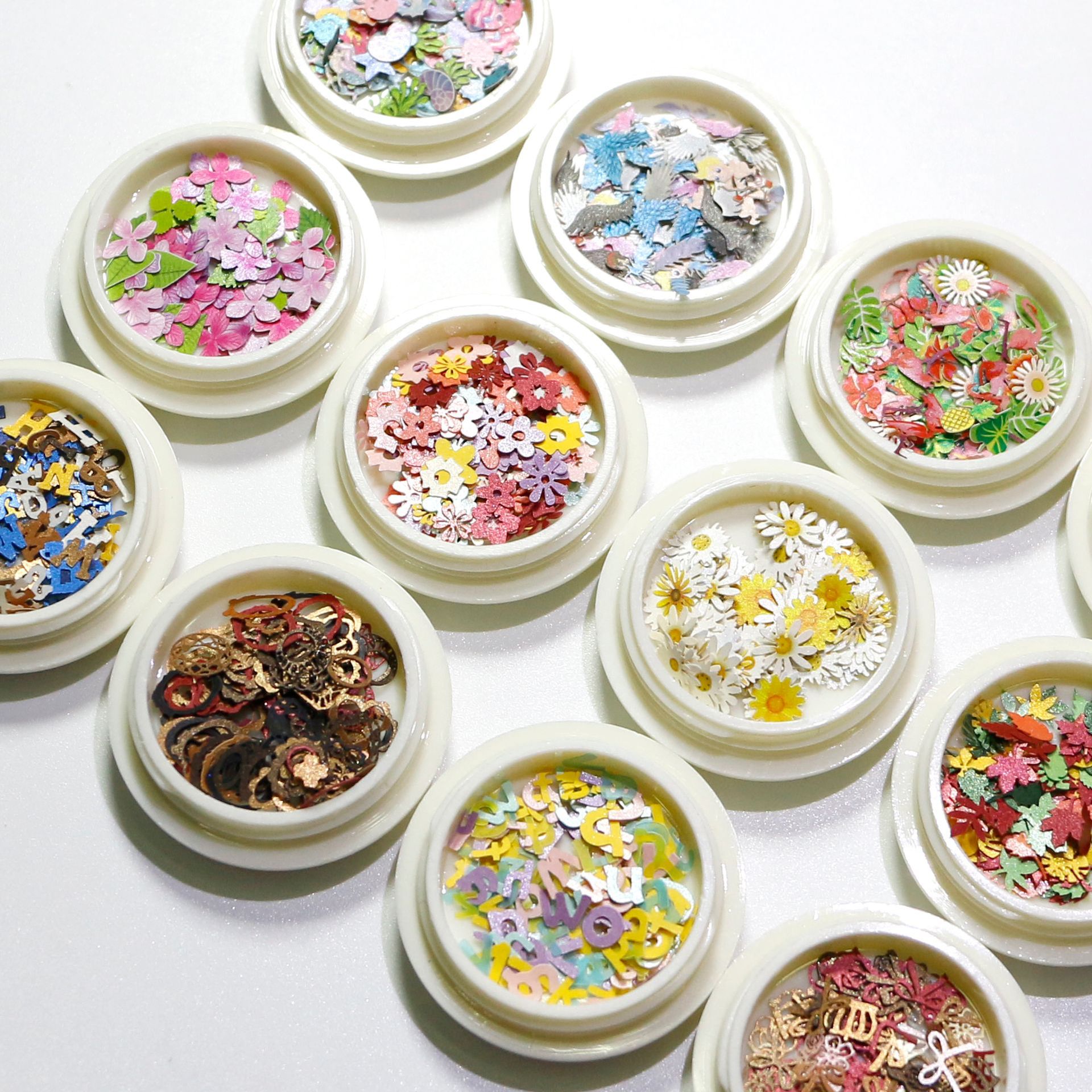 Nail Color Flower Star Pulp Sheet Mixed Nail Jewelry Patch 3d Nail Art Decorations Nails Accessoires