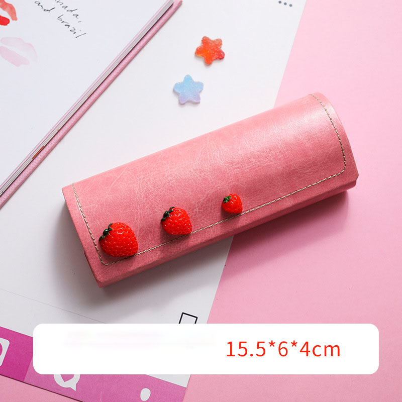 Creative New Strawberry Girl Student Myopia Glasses Case Simple Portable Storage Box.