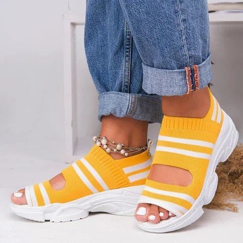 Sports Sandals Women&apos;s Trifle Casual Platform Flat Bottom Fashion Beach Shoes Large Size.