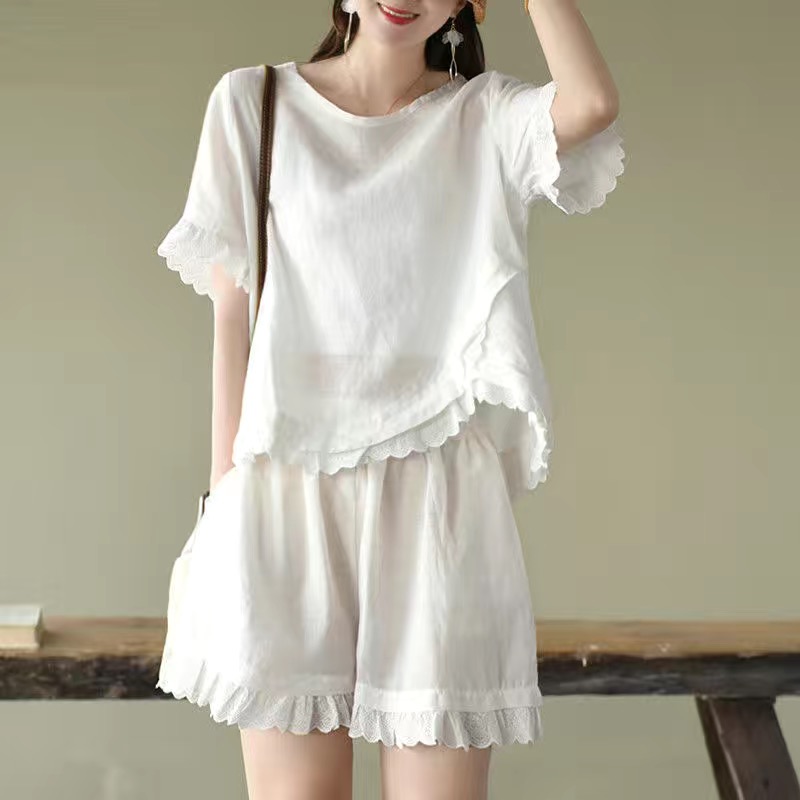Pure Cotton Hollow Lace Fashion Suit Irregularly Placed Short-sleeved Wide-leg Shorts Two-piece