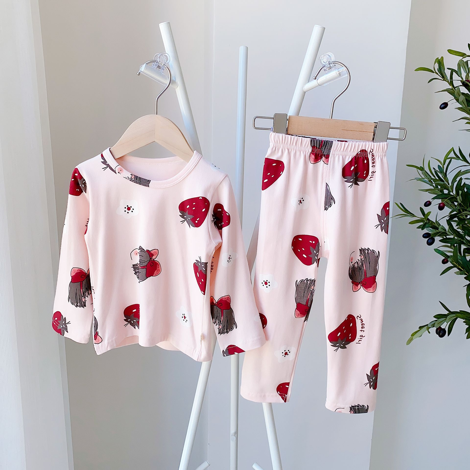 New Children's Underwear Set, Baby Children's Autumn Clothes and Long Pants 2 Sets.