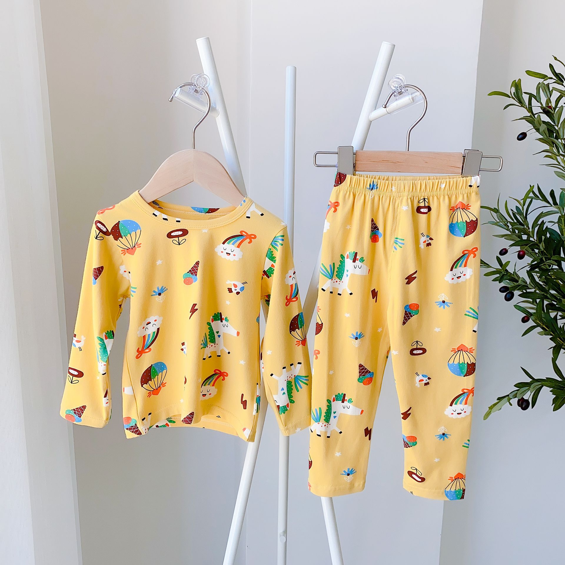 New Children's Underwear Set, Baby Children's Autumn Clothes and Long Pants 2 Sets.