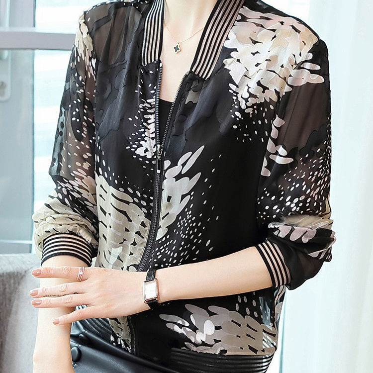 Polka Dot Pattern Printing Sunscreen Jacket Female Long-sleeved Fashion Round Neck Jacket Summer