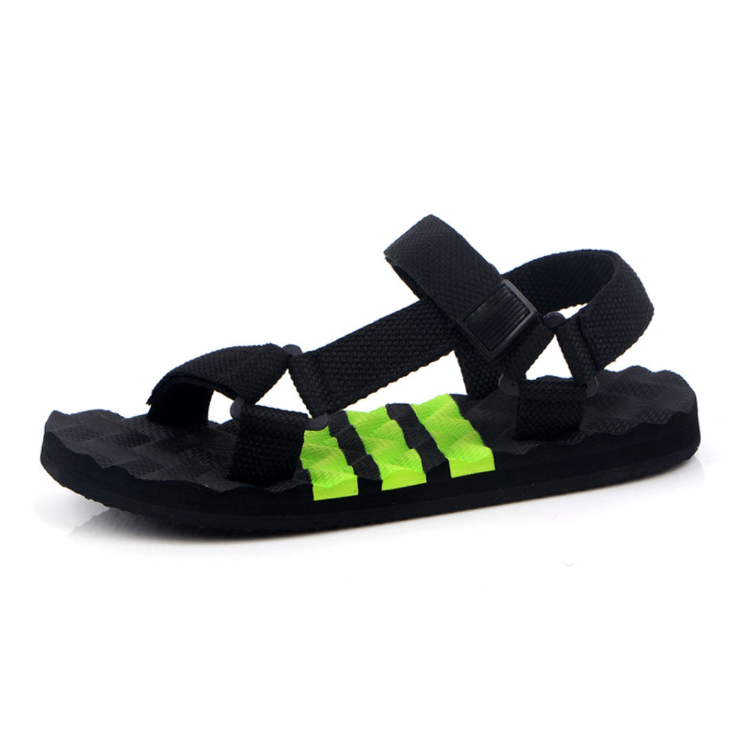Sandals and Slippers Men&apos;s Beach Shoes Personality Trendy Outdoor Casual Shoes Ultra Light