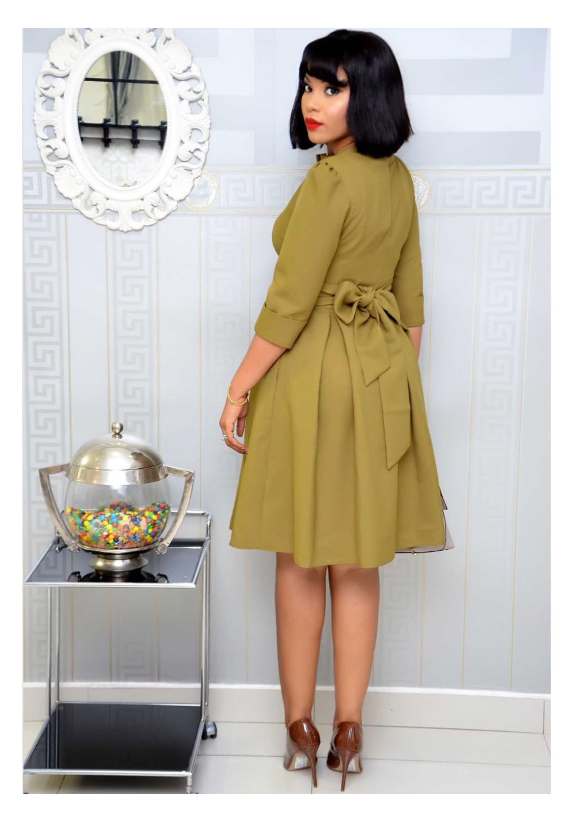 Explosive Women's Embroidered Double-collar Pleated Commuter Plus Size Waist Dress