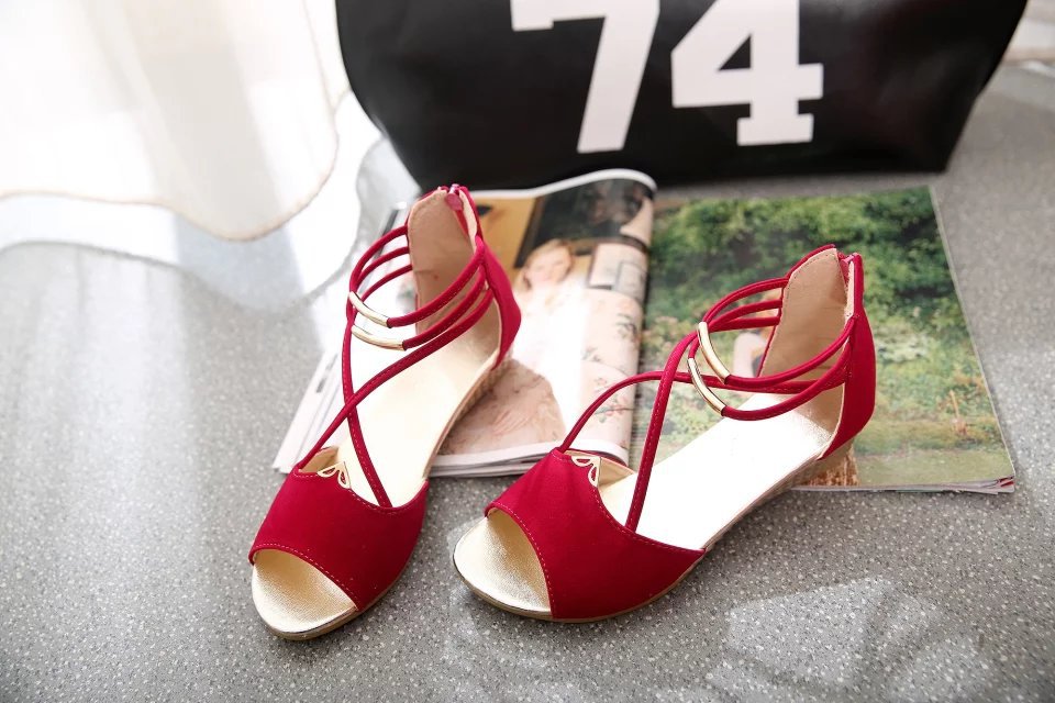 Summer Fashion Women's Shoes Flat Bottom Low Heel Suede Fish Mouth Cutout Roman Beach Sandals