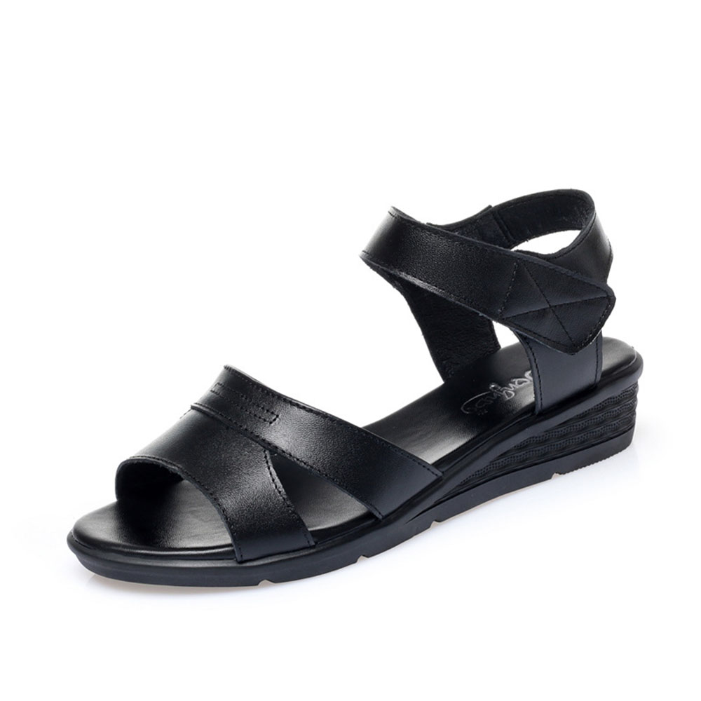 Mid-heel Flat Shoes Women&apos;s Leather Flat-heel Middle-aged Women&apos;s Sandals Leather Sandals