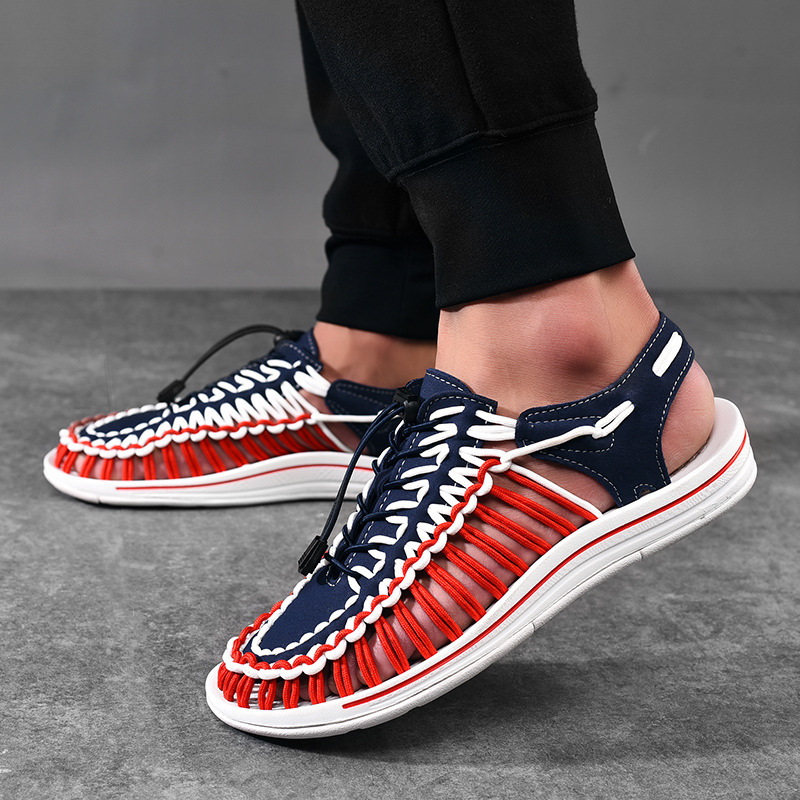 Sandals Men&apos;s Summer Soft-soled Beach Shoes Men&apos;s Hole Woven Couple Casual Sports Slippers