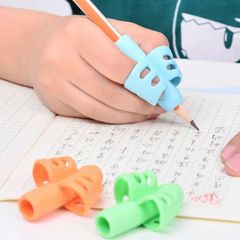 Pen holder corrector Kids Handwriting Pencil Correction Training Writing AIDS for Kids Toddler Preschoolers Students writing artifact Fashion Africa ABC 3 pcs 【Color Random】