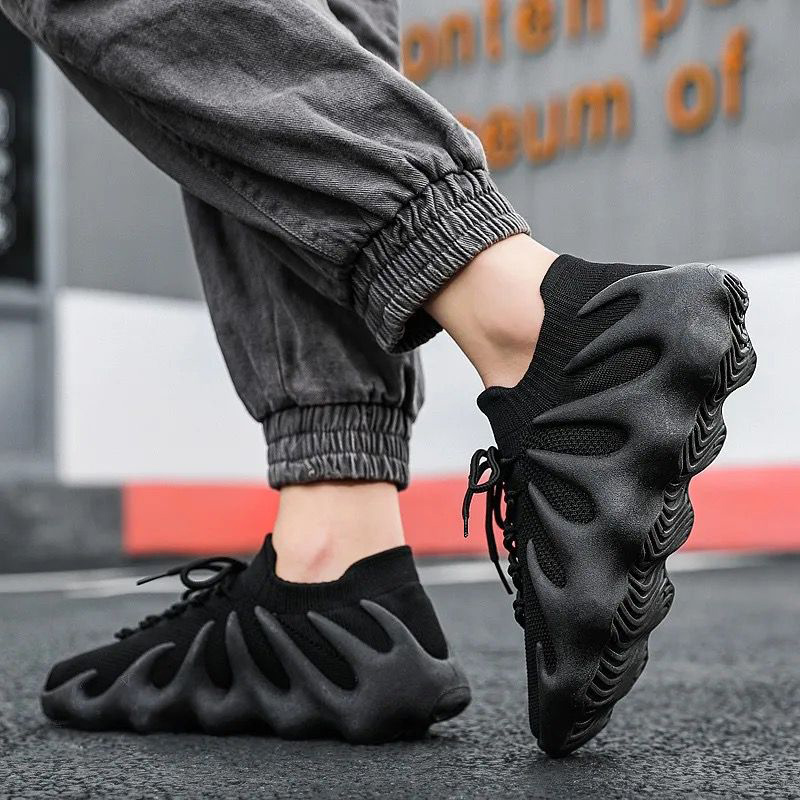 Men's Shoes Sneakers New Summer Octopus Men's and Women's Shoes Couples Mesh Casual Shoes Running Sneakers Socks Shoes Korean Style Versatile Sneakers