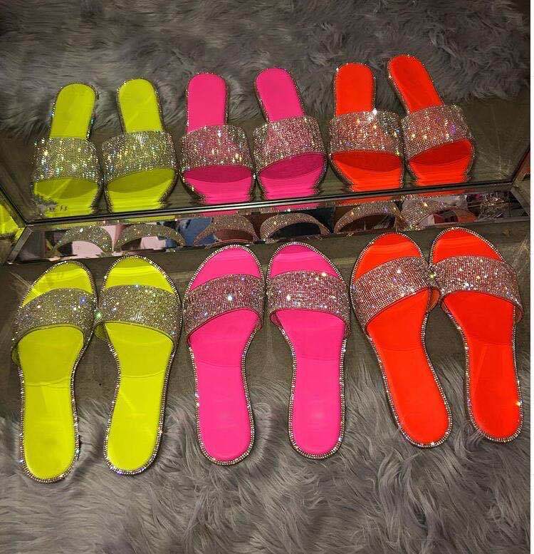 Summer Women Sandals Bling Slippers Ladies Crystal Slides Flat Glitter Gladiator Sandals Beach Shoes