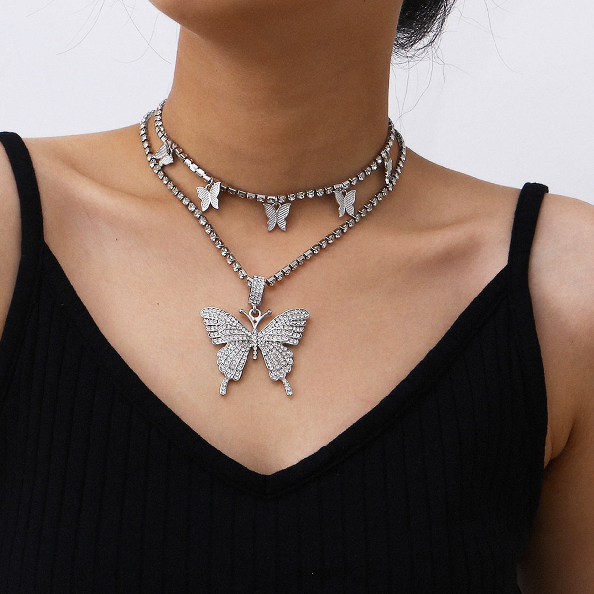 【 Valentine gifts】 Women's Necklace Creative Mix and Match Butterfly Diamond Set Necklace
