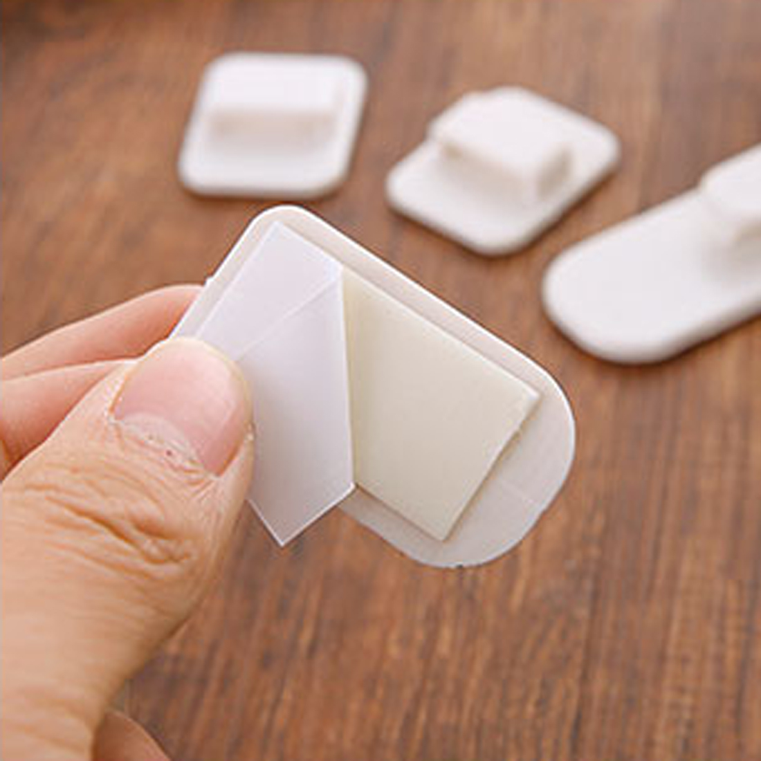 2Set(4Pcs) Self Adhesive Plastic Hooks Holder Remote Control Sticky Hook Hanger  Home Decor