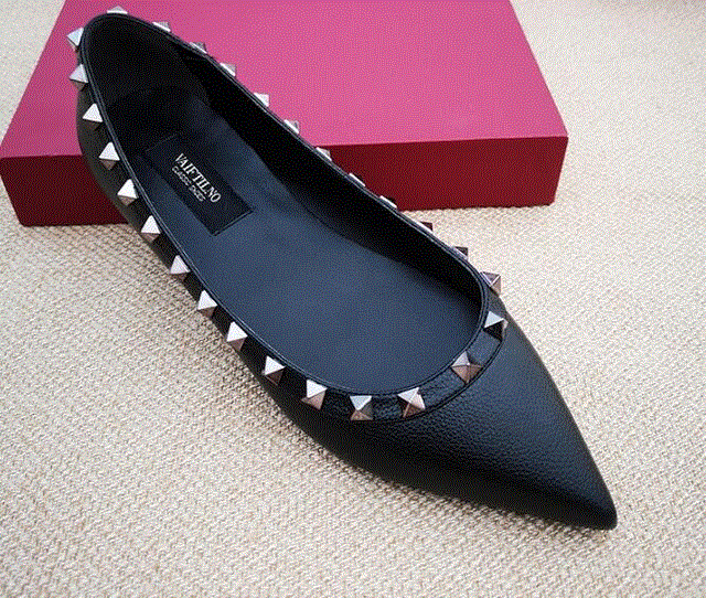 2021 High quality women shoes flat rivets shoes PU leather Ballet shoes flat heels boat shoes single shoes 34-43