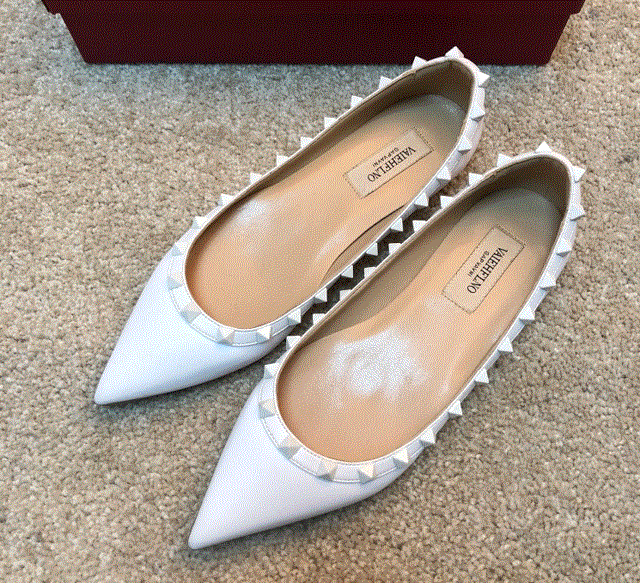 2021 High quality women shoes flat rivets shoes PU leather Ballet shoes flat heels boat shoes single shoes 34-43