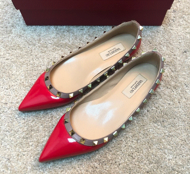 2021 High quality women shoes flat rivets shoes PU leather Ballet shoes flat heels boat shoes single shoes 34-43