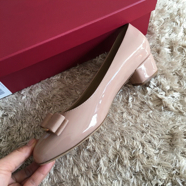 2021 High quality Ballet flat shoes leather round head shallow bow versatile single shoes women's leather bow womens