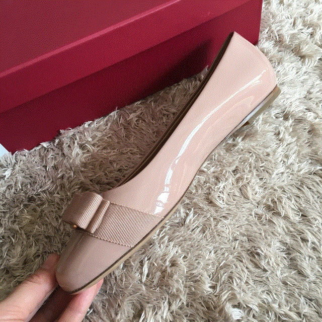 2021 High quality Ballet flat shoes leather round head shallow bow versatile single shoes women's leather bow womens