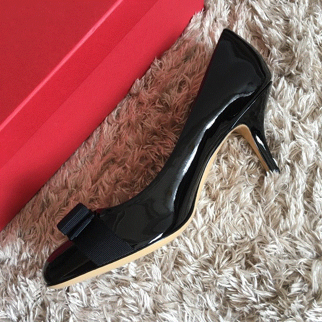 2021 High quality Ballet flat shoes leather round head shallow bow versatile single shoes women's leather bow womens