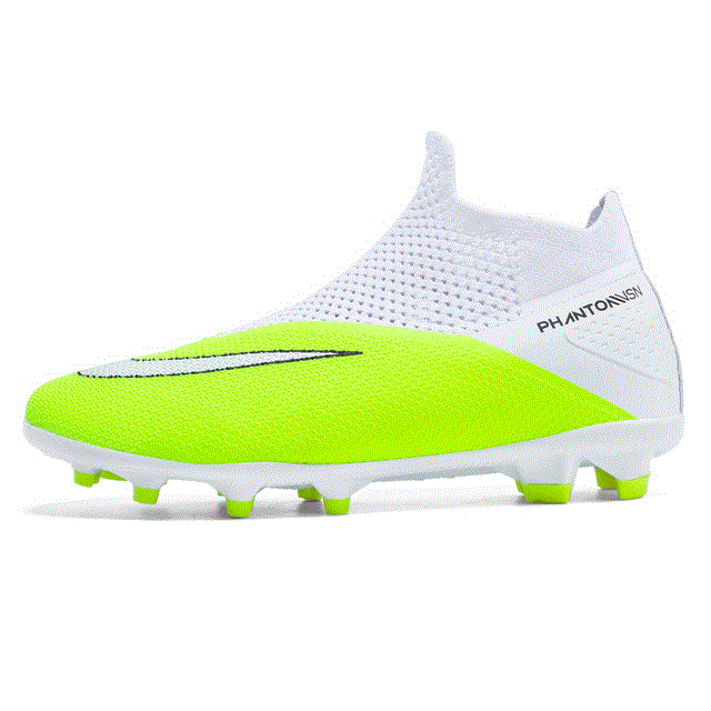 2021 High quality Plus Size Men Football Shoes Slip On Male Soccer Sneakers Breathable Training Sports SG Cleats Boots