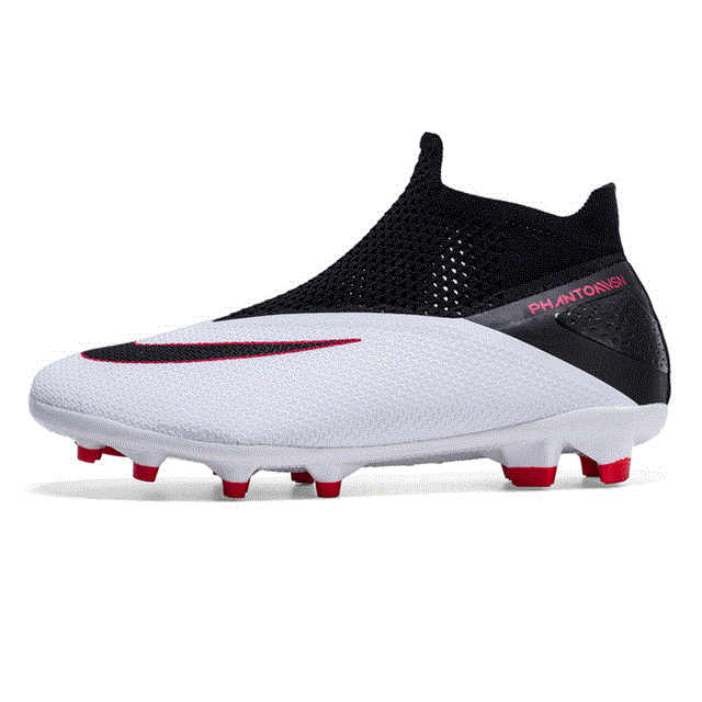 2021 High quality Plus Size Men Football Shoes Slip On Male Soccer Sneakers Breathable Training Sports SG Cleats Boots