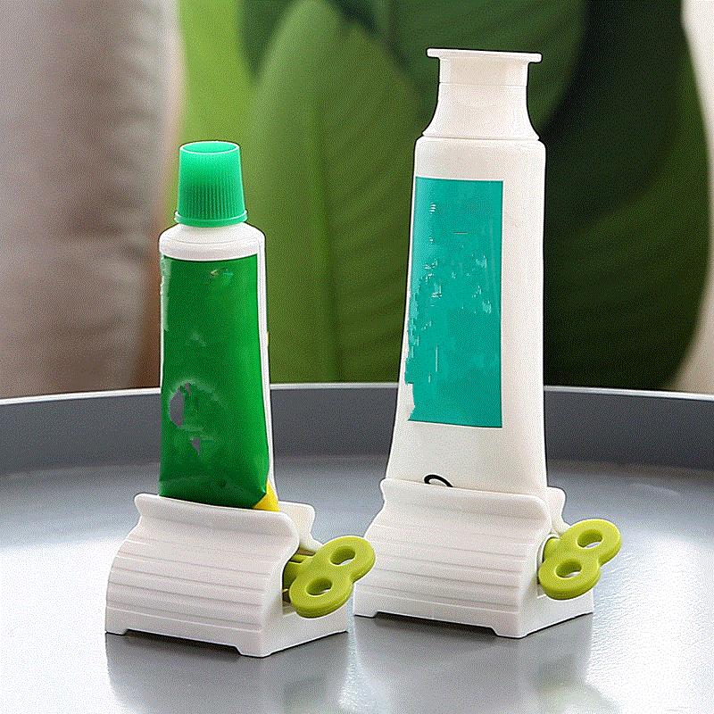 2021 High quality Creative Squeeze Facial Cleanser Manual Toothpaste Clip Cleaning Supplies Bathroom Products