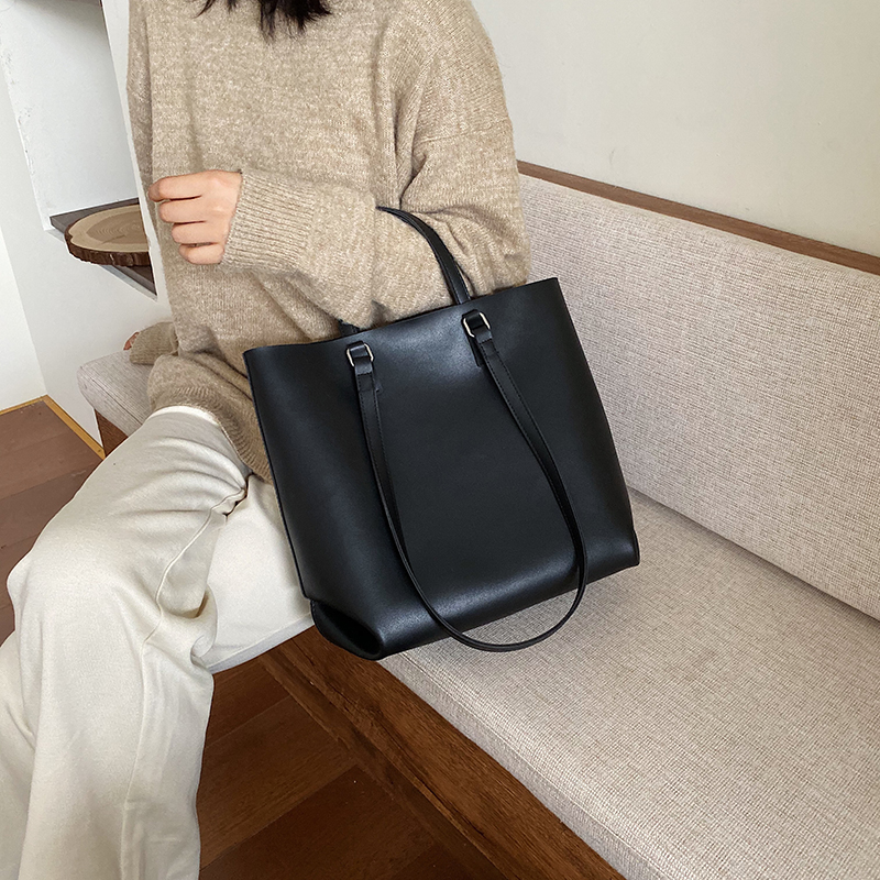 2021 High quality Women Large Capacity PU Leather Tote Bags  Luxury Handbags Lady Travel Crossbody Shoulder Bag Simple