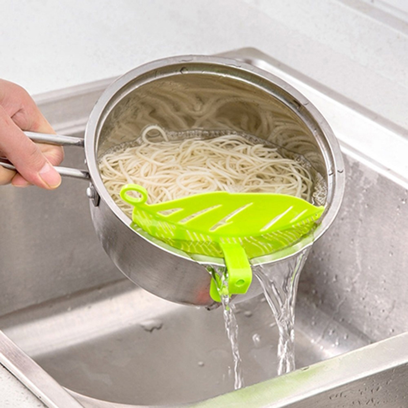 2021 High quality Kitchen Accessories Cooking Tools Leaf Shape Clean Drainer Fruit Vegetable Wash Colanders Utensils