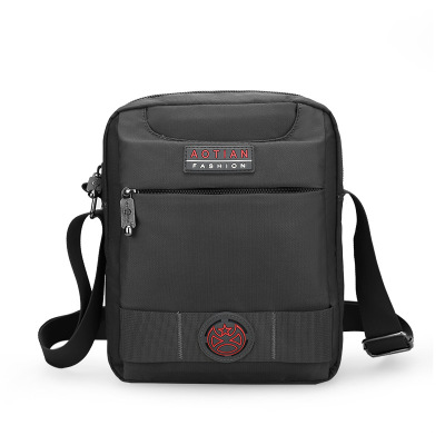 2021 High quality Men Crossbody Bags men's shoulder bags, high quality Nylon casual messenger bag business