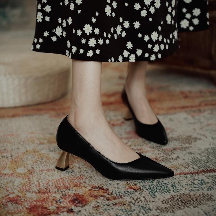 2021 High quality Women Pumps Comfortable Fashion Autumn Casual Women High Heels