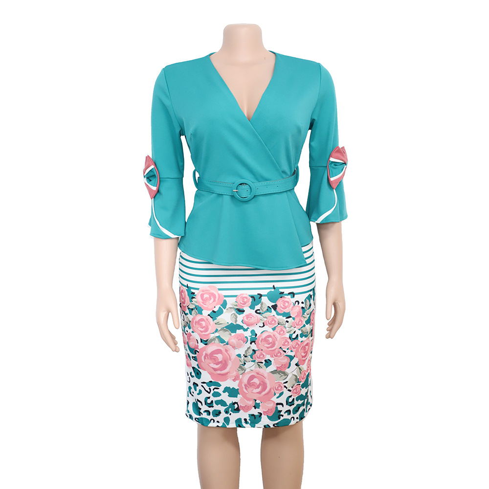 2021 High quality African plus size women's printed striped V-neck flared sleeve commuter dress