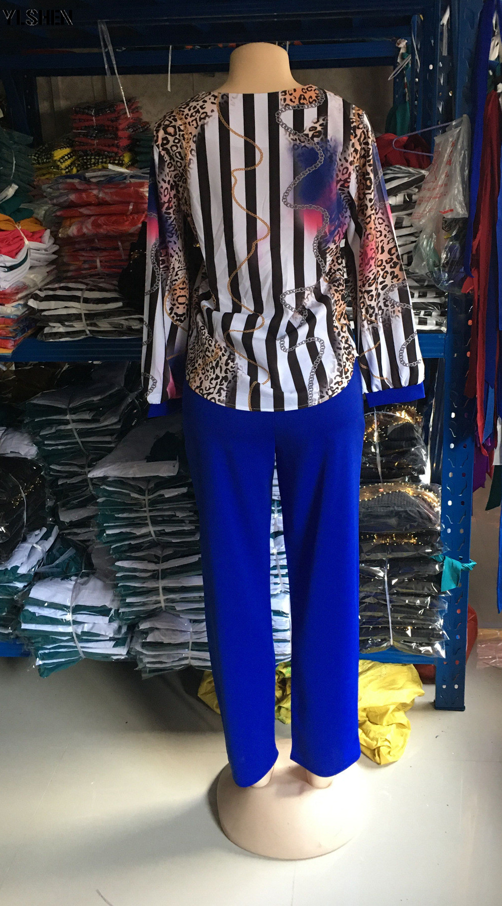 2021 High quality African plus size women's round neck popular leopard print stitching commuter two-piece suit