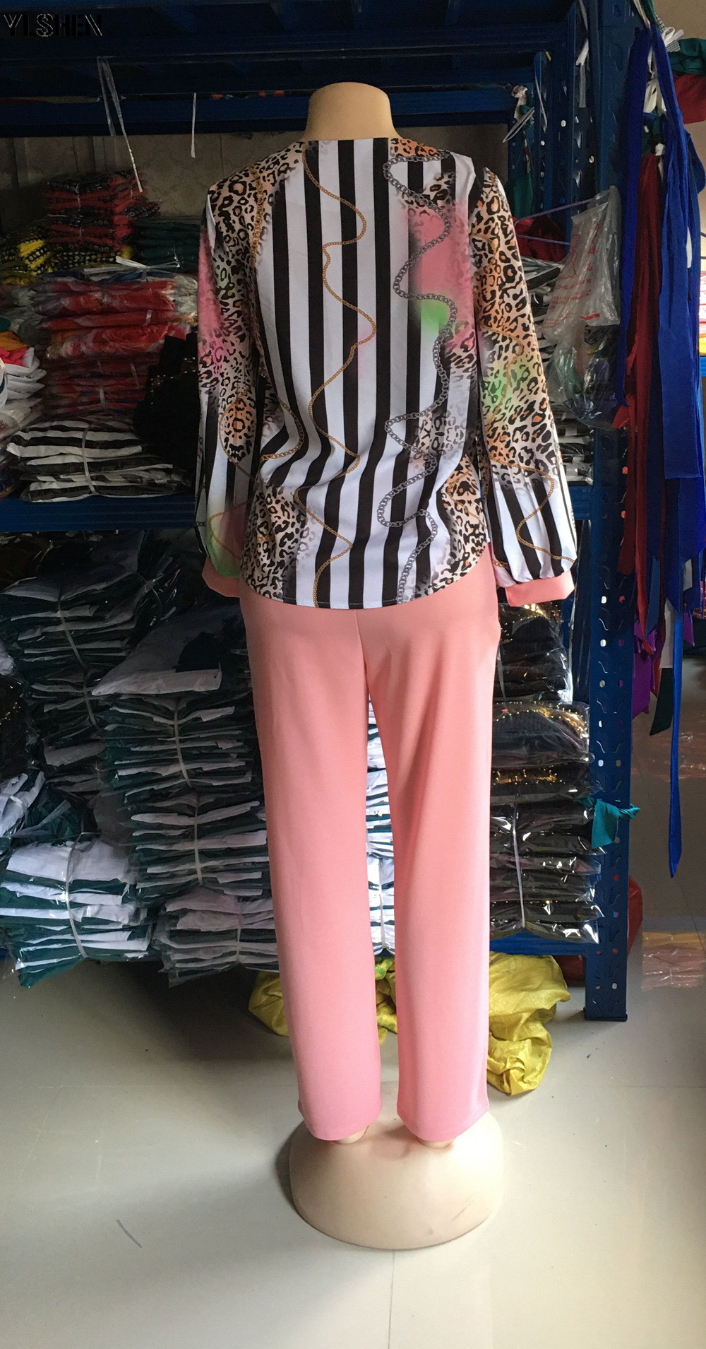 2021 High quality African plus size women's round neck popular leopard print stitching commuter two-piece suit