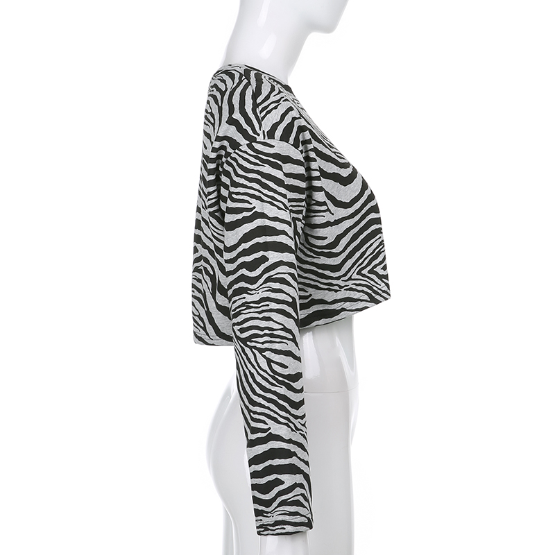 2021 High quality Leopard Printed Women's Tshirts Autumn Crewneck Tops Streetwear Casual Basic Long Sleeves Top