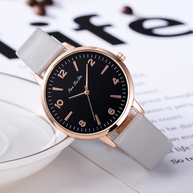 2021 High quality Women Quartz Wrist Watches Female Trend Exquisite Leather Band Casual Fashion Watch