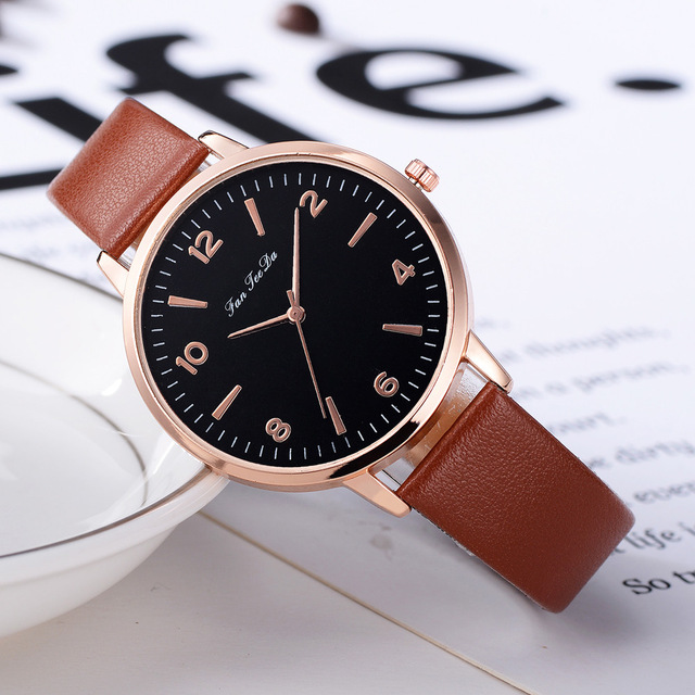 2021 High quality Women Quartz Wrist Watches Female Trend Exquisite Leather Band Casual Fashion Watch