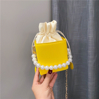2021 High quality Fashion Box-shaped PU leather messenger bag ladies chain sweet shoulder handbag