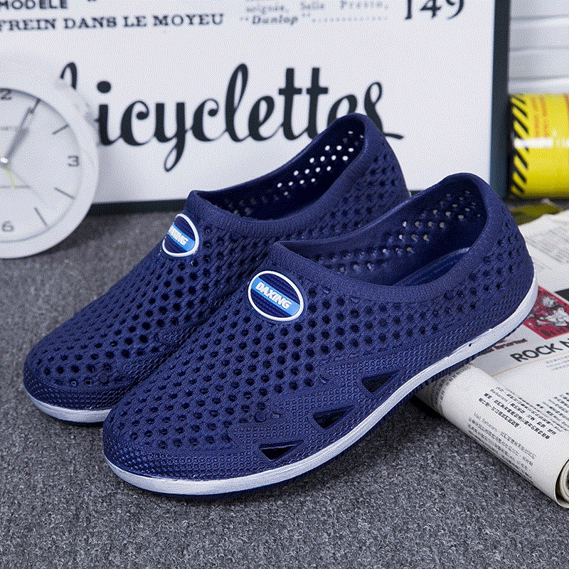 2021 High quality Men's Sandals Arrival Summer Men shoes Flip Flops High Quality Beach Sandals Anti-slip Zapatos Hombre Casual Shoes Wholesale 42