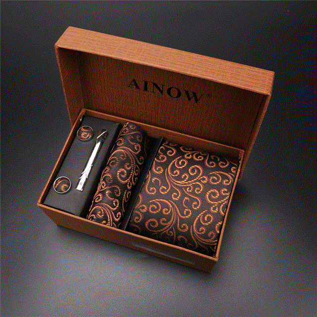 2021 High quality Men's Tie Clips Sets Silk Necktie Pocket Square Clip Cufflinks 4 Piece Set Suit Accessories