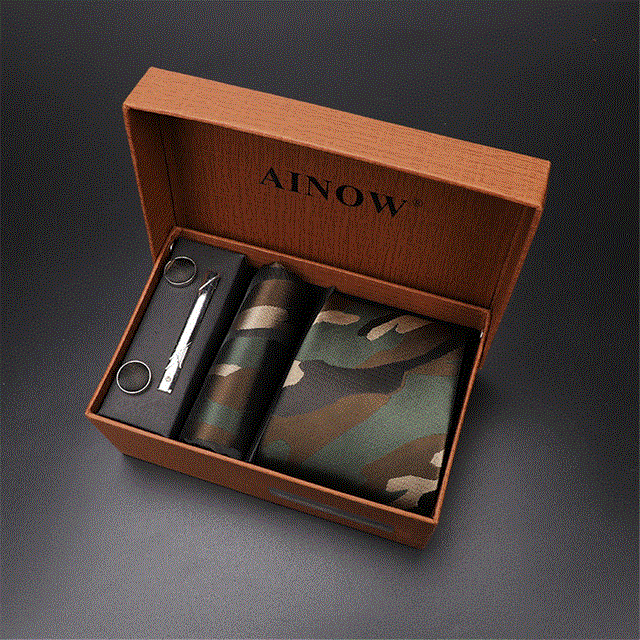 2021 High quality Men's Tie Clips Sets Silk Necktie Pocket Square Clip Cufflinks 4 Piece Set Suit Accessories